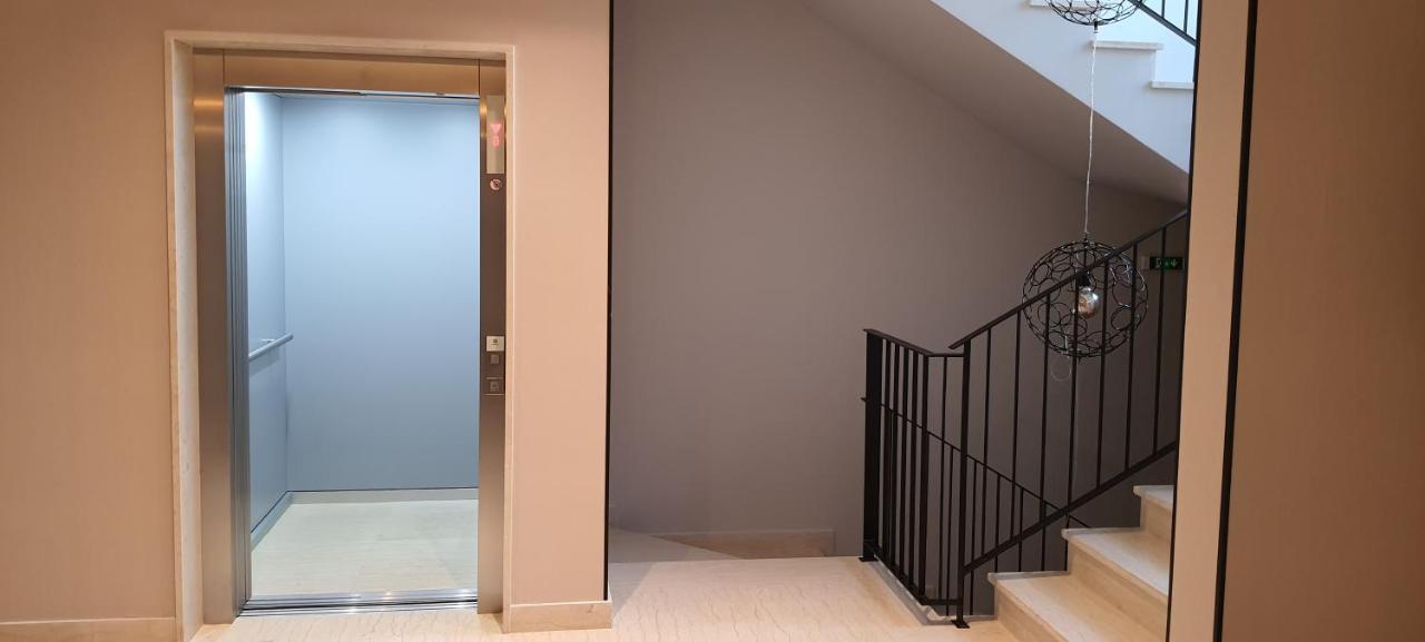 Luxury Apartment Stefanija Тиват Екстер'єр фото